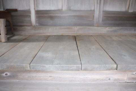 ��L�C�U��